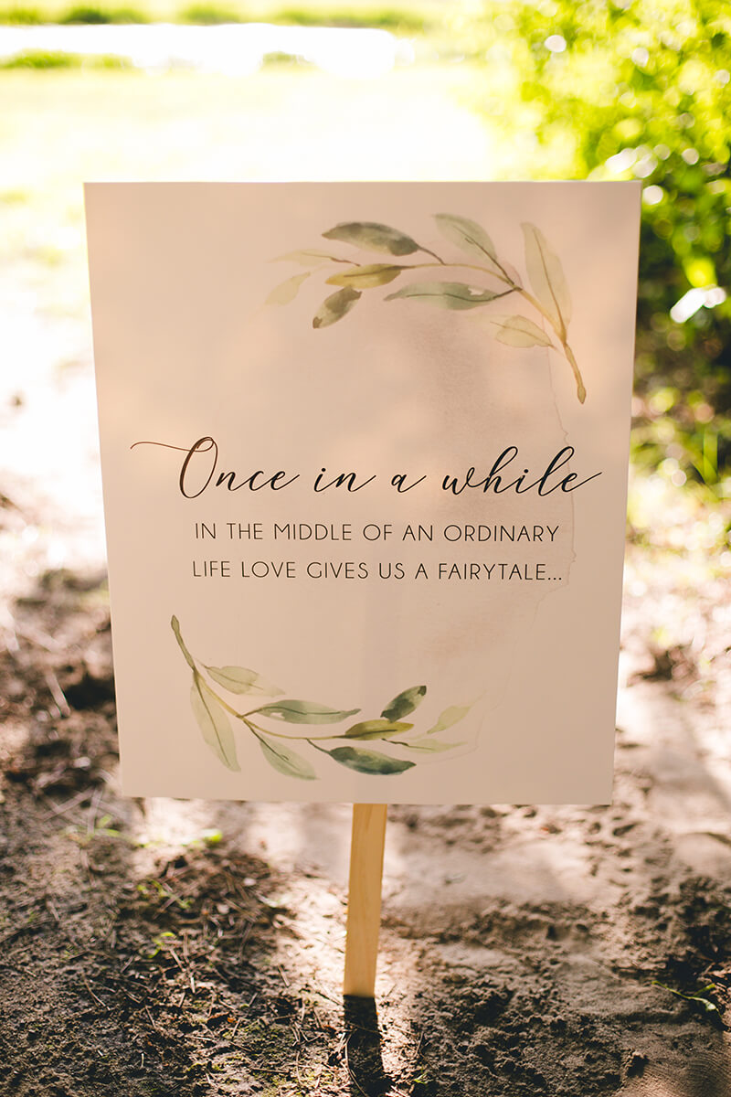 Last-Minute Wedding Ideas, Signage